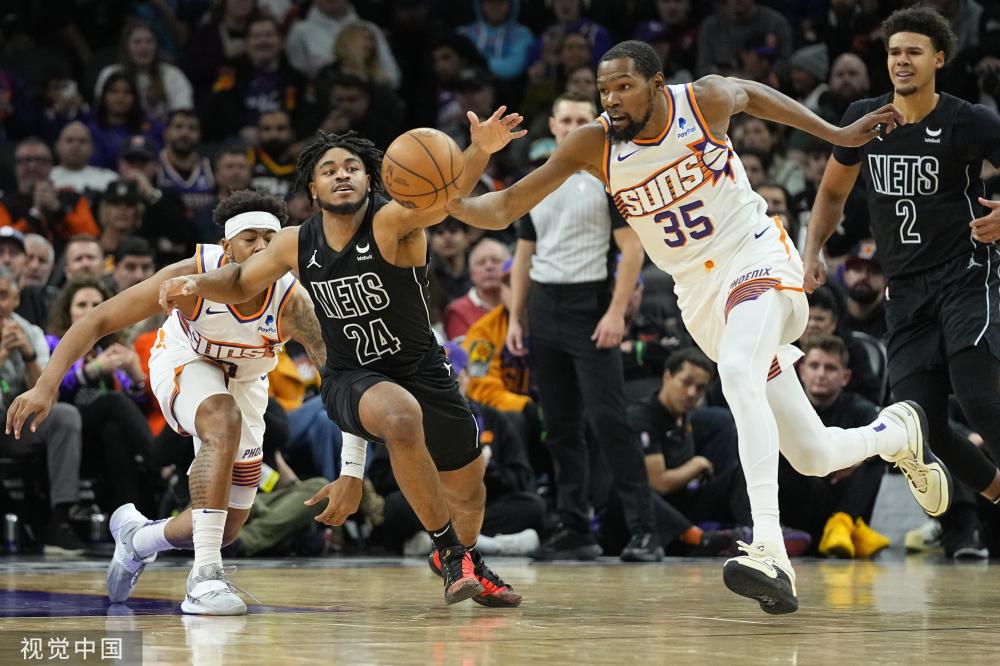 在双线作战 在双线作战