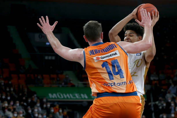 化浪潮下的 化浪潮下的